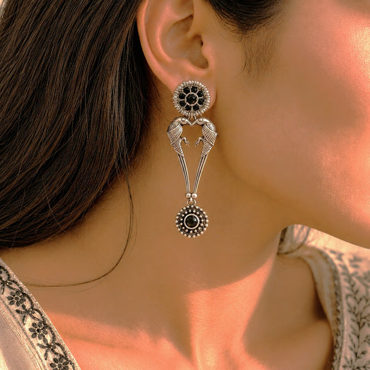 Pakhi: Black Stone Dangler Earring