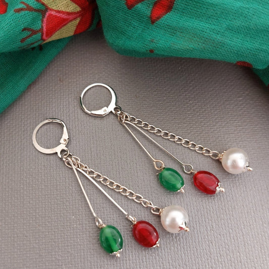 Scarlet Symphony: Shell Pearl Dangler Earrings with Enchanting Red and Green Glass Beads