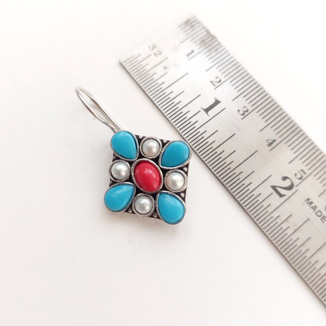Diamond Delight: Turquoise and Pearl Floral Stone Earrings