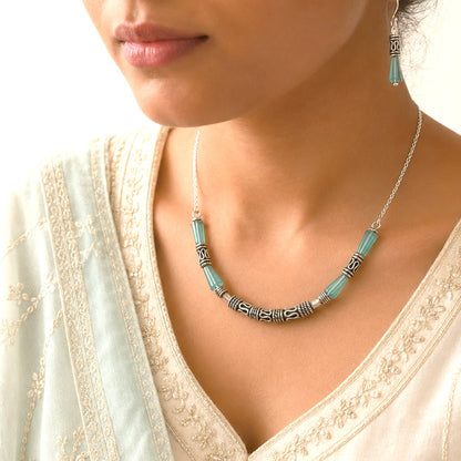 Aqua Weave : Silver Toned Aqua Beaded Necklace and Earring Set