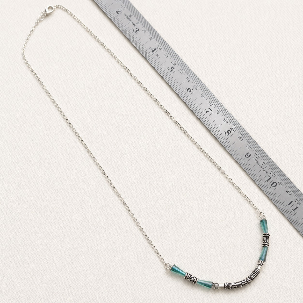 Aqua Weave : Silver Toned Aqua Beaded Necklace and Earring Set