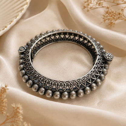 Chandrika: Silver Toned Festive Bangle