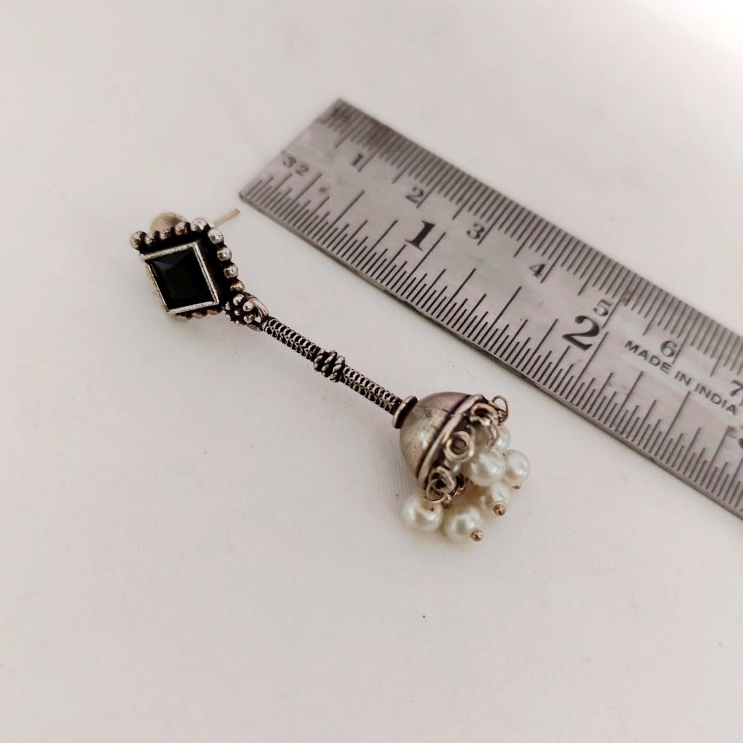 Jhumka Delight: Black Stone Silver Toned Jhumka