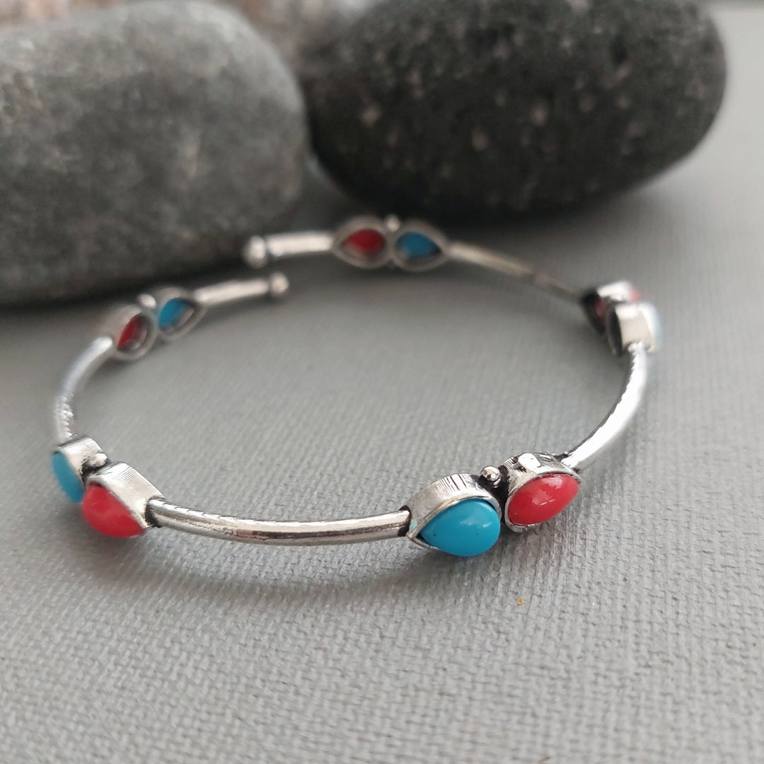 Adjustable Bracelet: Turquoise and Red Silver Toned Bracelet