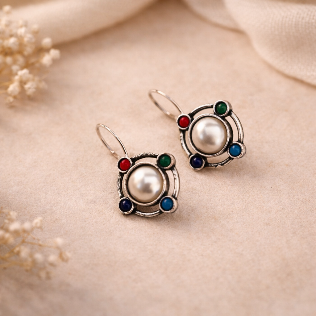 Celestial Pearl: Multicolored Pearl Earring