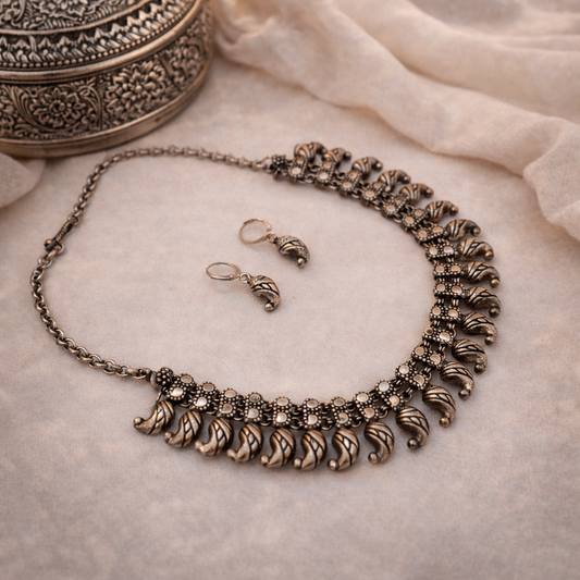 Utsav Manjiri: Antique Silver Toned Necklace and Earring Set
