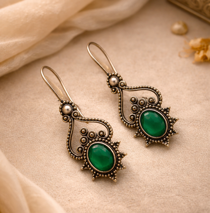 Ripple Curve: Silver Toned Green Stone Earring