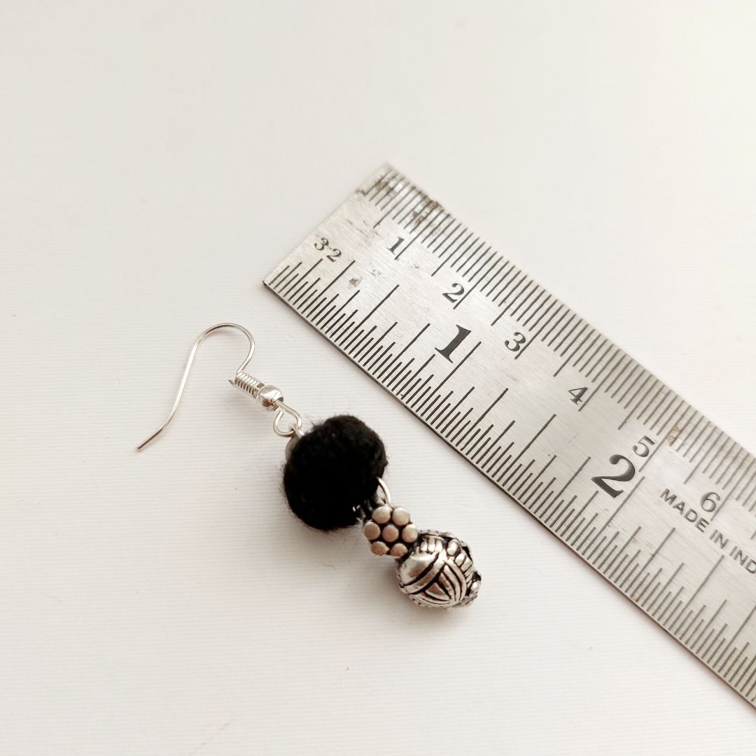 Desi Threads: Black Thread Bead and Silver Bead Motif Necklace and Earring