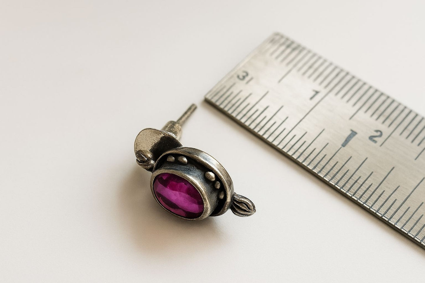 Tinge Tales: Majenta Stone Necklace and Earring Set