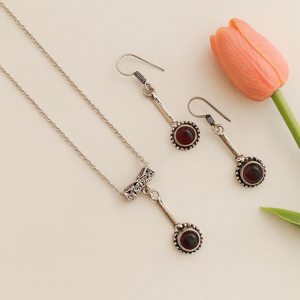Wine Drop: Simple Pendant and Earring Set