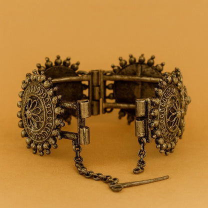 Rajwada Cuff: Silver Toned Adjustable Kada