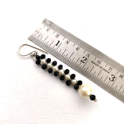 Beaded Trail: Black Bead and Pearl Earring