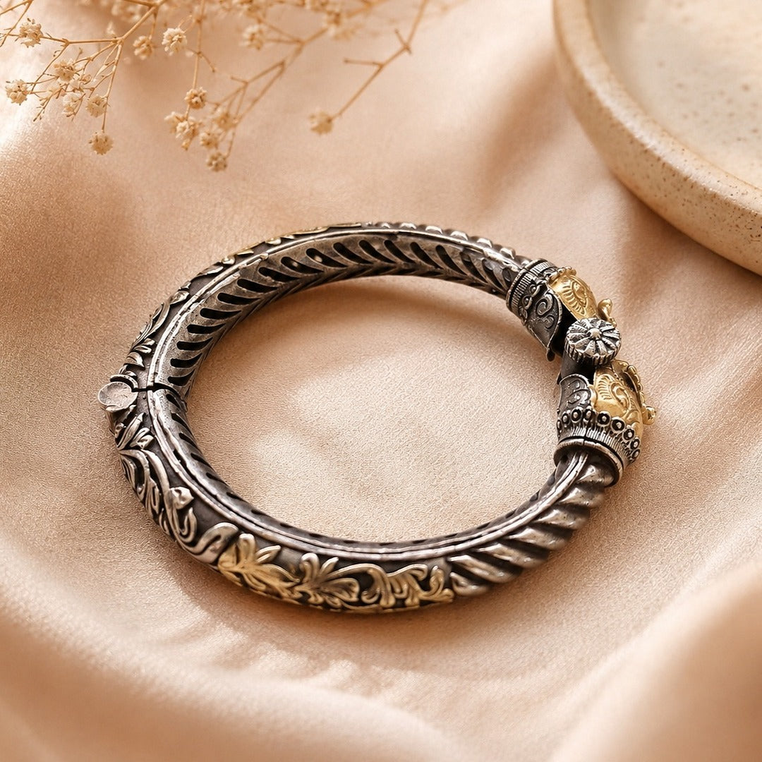 Kanaka: Heritage Inspired Dual Toned Festive Statement Bangle
