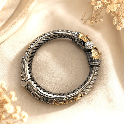 Kanaka: Heritage Inspired Dual Toned Festive Statement Bangle
