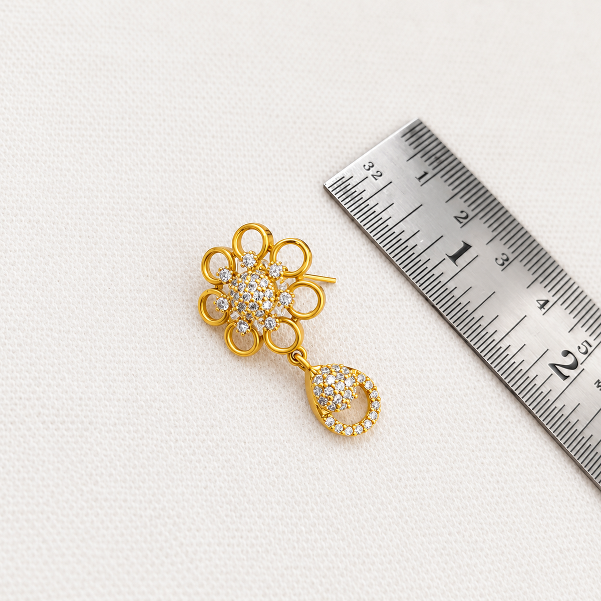 Mihira: Gold-Toned Floral & Fan Motif Necklace and Earring Set