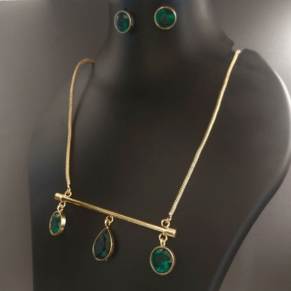 Royal Elegance : Green Stone Necklace Set