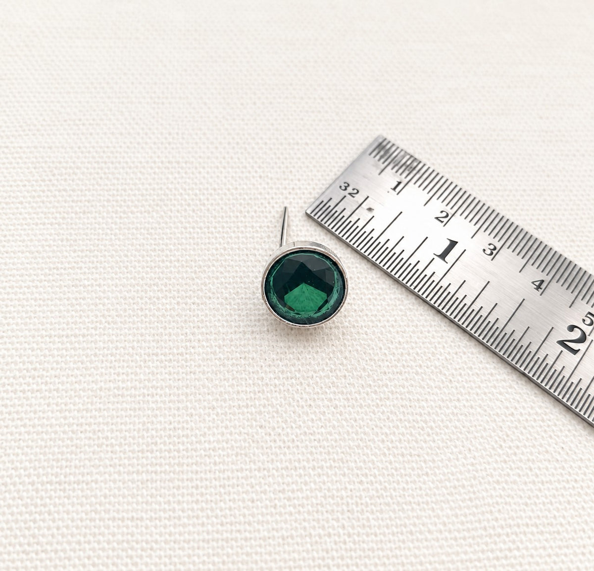 Rajata: Silver Toned Hasli With Deep Green and Light Green Stones