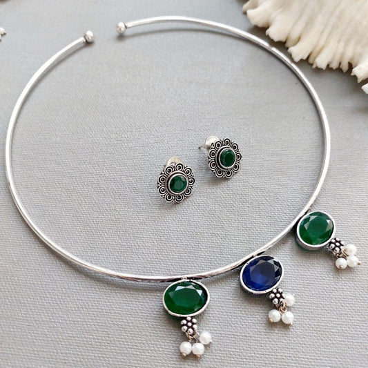 Peacock Pride : Silver Toned Hasli Necklace