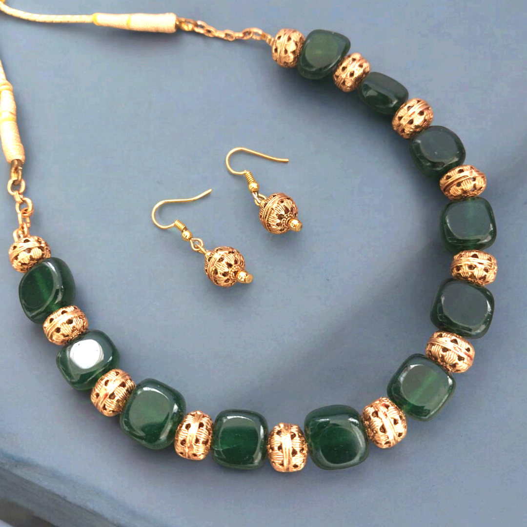 Golden glow: Green Square Beads Necklace