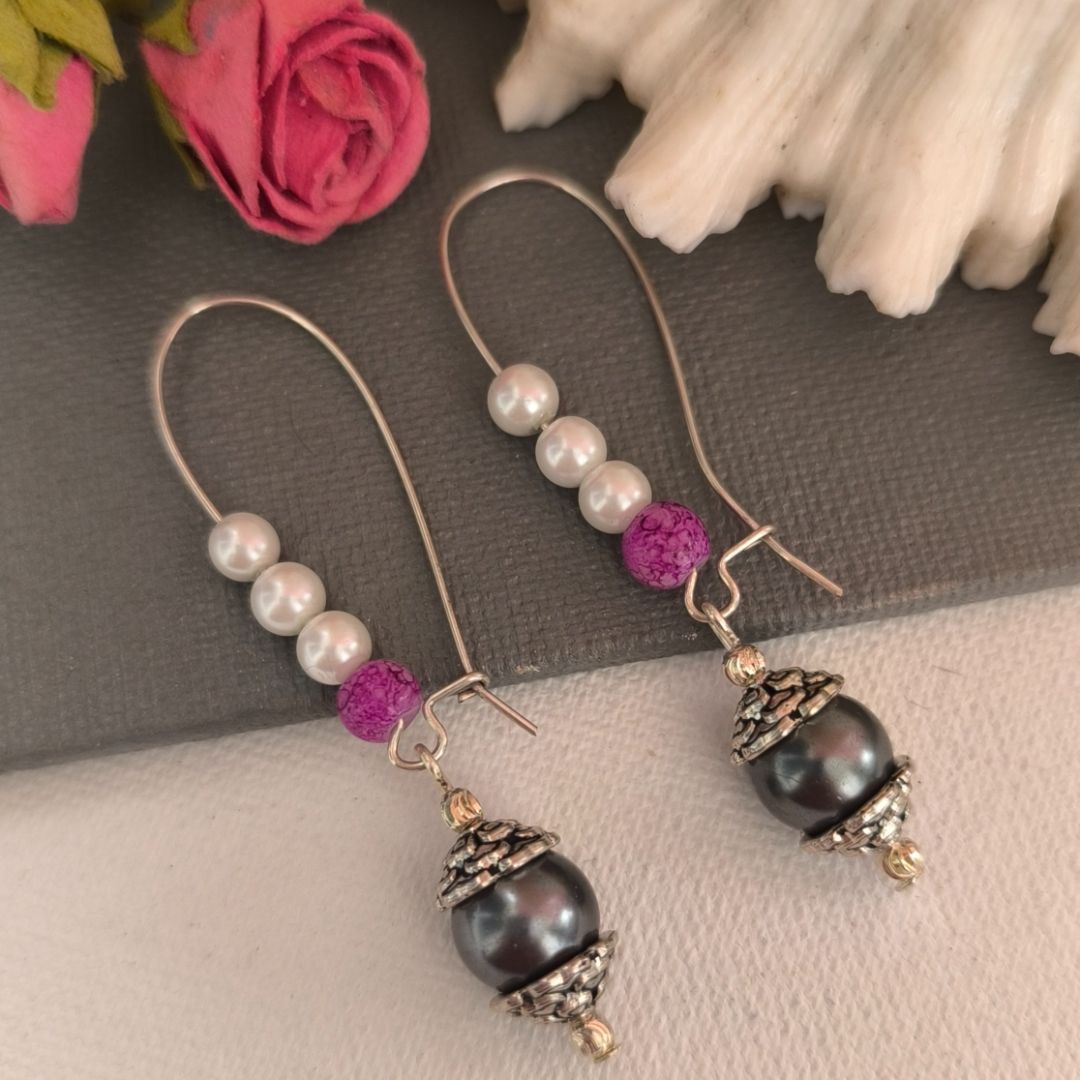 Smoky Pearl Elegance Hooped Earring