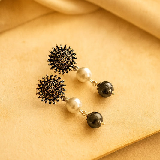 Fusion Drops: White and Grey Pearl Drop Earrings