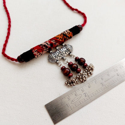 Kalamkari Wonder : Handmade Fabric Necklace