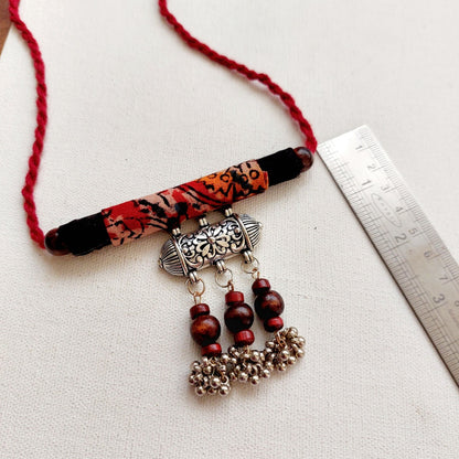 Kalamkari Wonder : Handmade Fabric Necklace