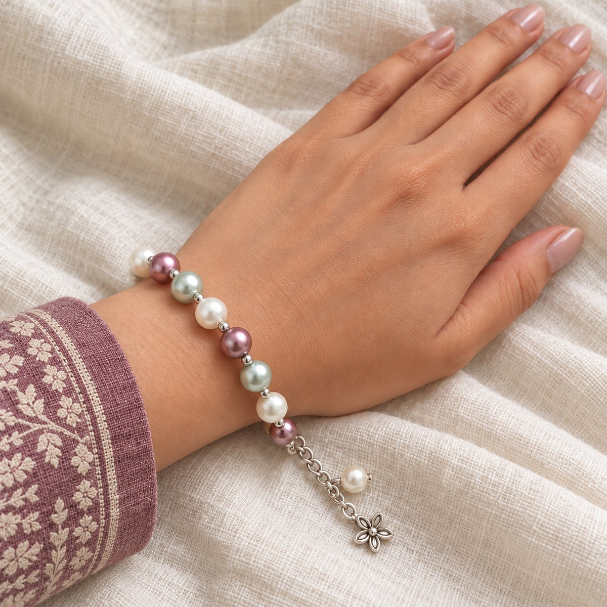 Mauve Meadow Pearl Elegance Bracelet