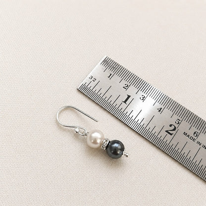 Monochrome Muse: Handcrafted Statement Pearl Necklace and Earring Set