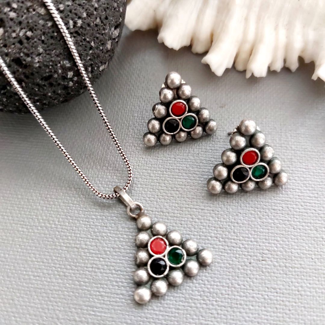 Trichrome: Multicolored Silver Toned Pendant and Earring Set