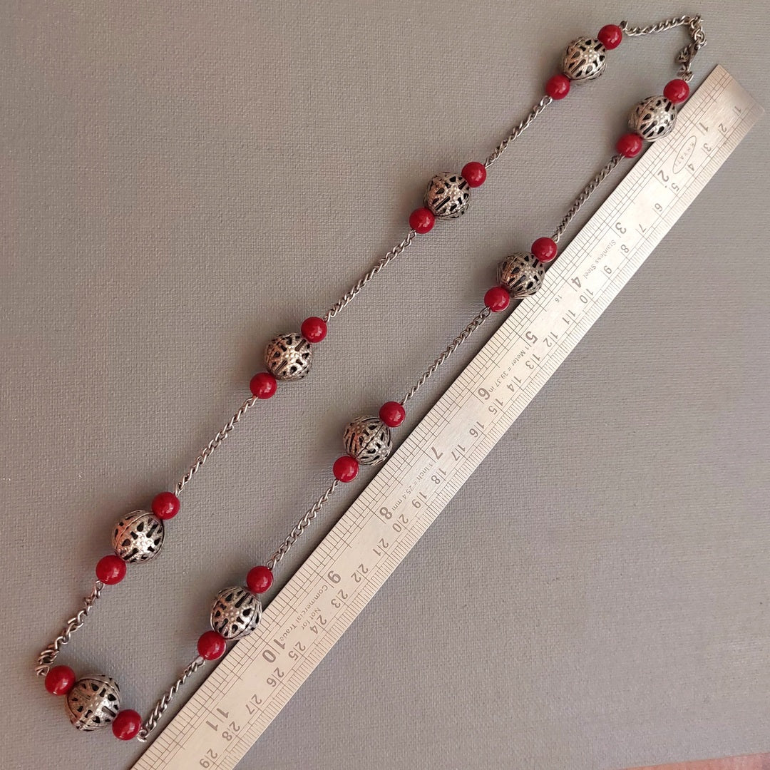Rustic Elegance: Maroon and Silver toned Beads Necklace