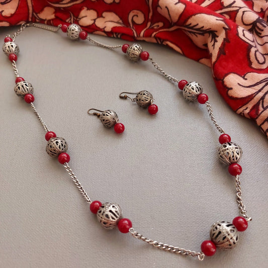 Rustic Elegance: Red and Silver toned Beads Necklace