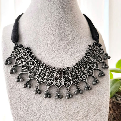 Regal Oxidized Necklace Set