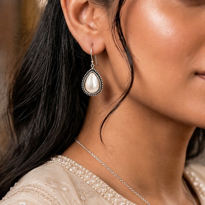 Kaleido Edit: Pleasing Pearl  Earring