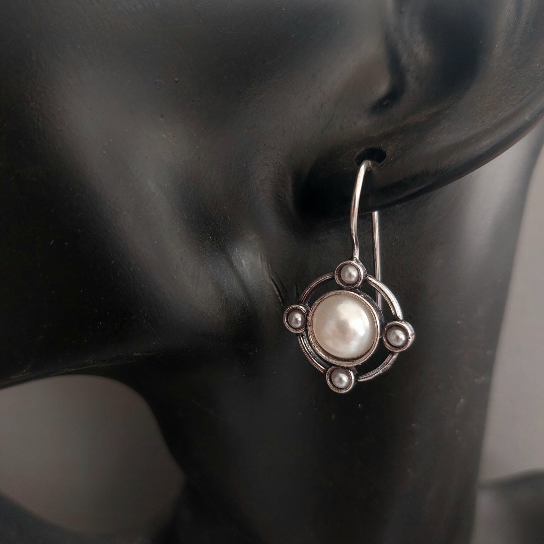 Pearl Orbit : Silver Toned Pearl Hoop Earring