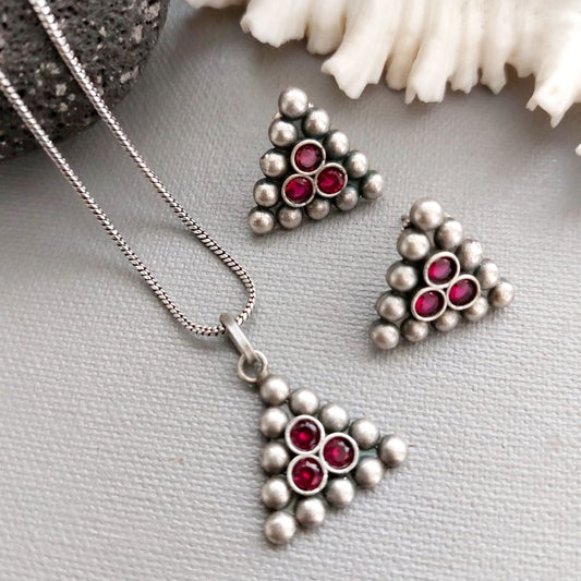 Pleasant Pink : Silver Toned Pendant and Earring Set