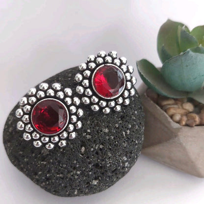 Cardinal Glitter : Red Stone Stud Earrings