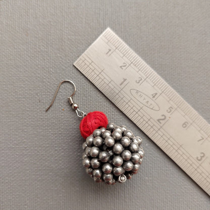 Crimson Radiance: Red Thread Bead and Silver Toned Beaded Necklace