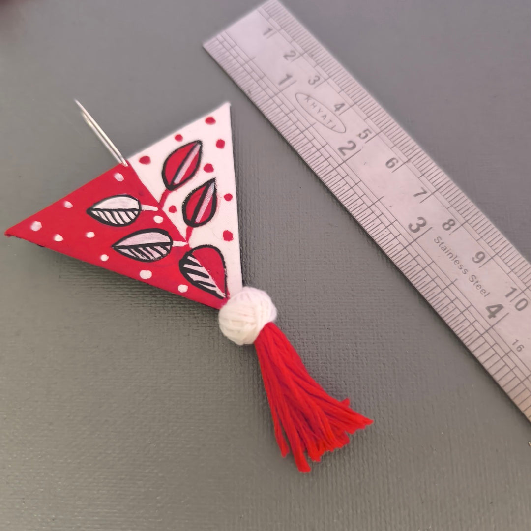 Winter's Touch: Red and White Hand-Painted Fabric Necklace