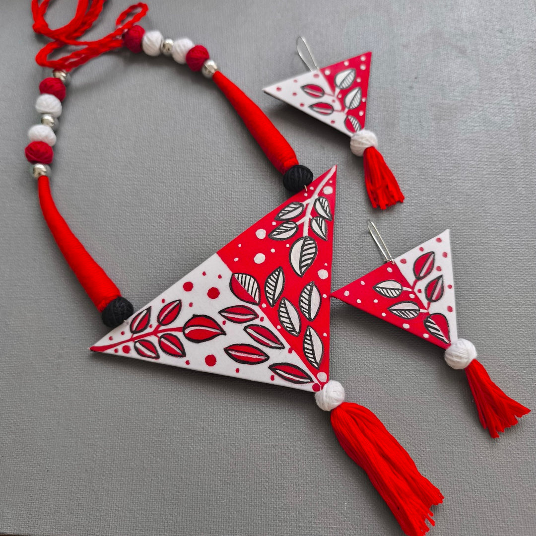 Winter's Touch: Red and White Hand-Painted Fabric Necklace