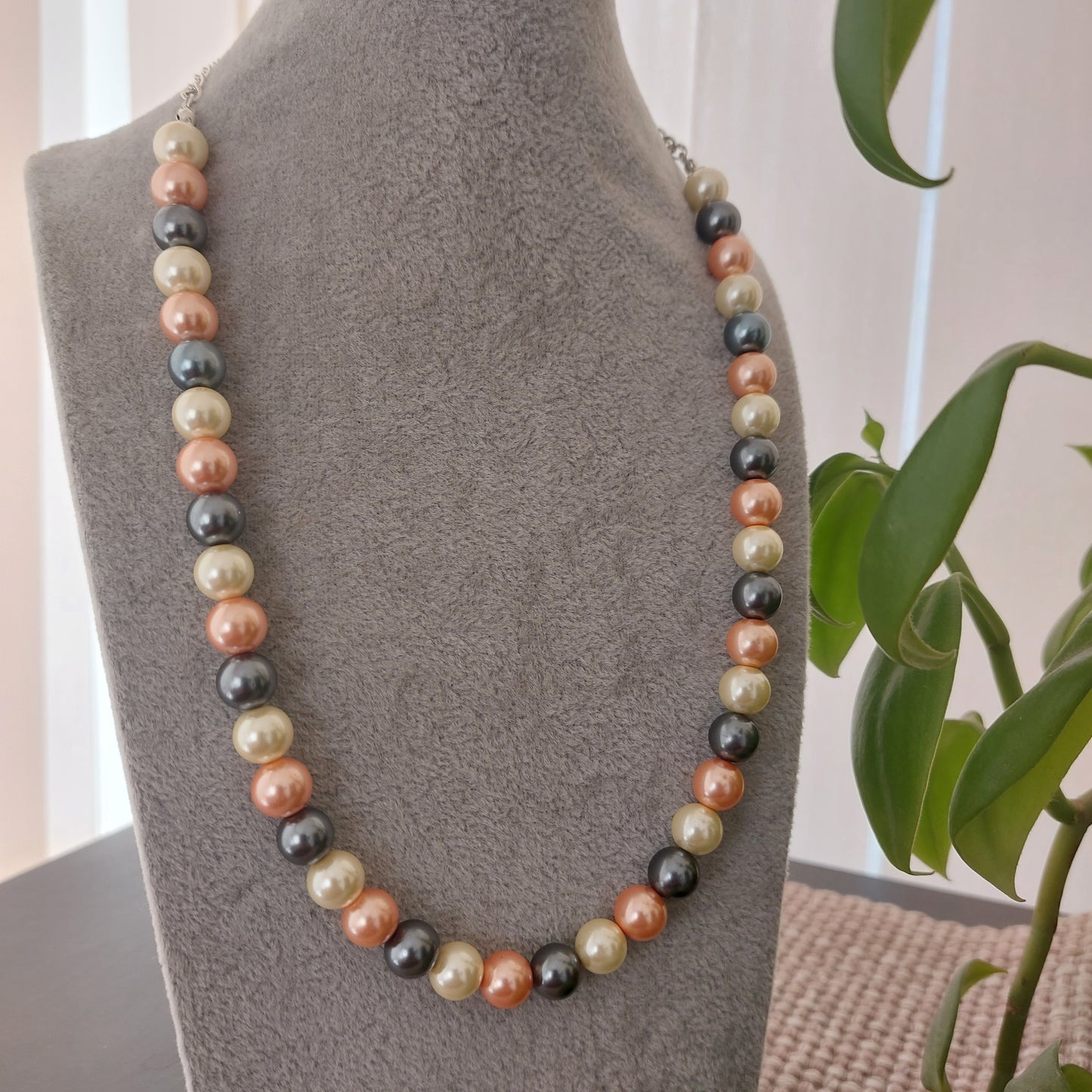 Peaches & Cream: Shell Pearl Necklace Set in Peach, Dark Grey, and Off-White with Ear Drops