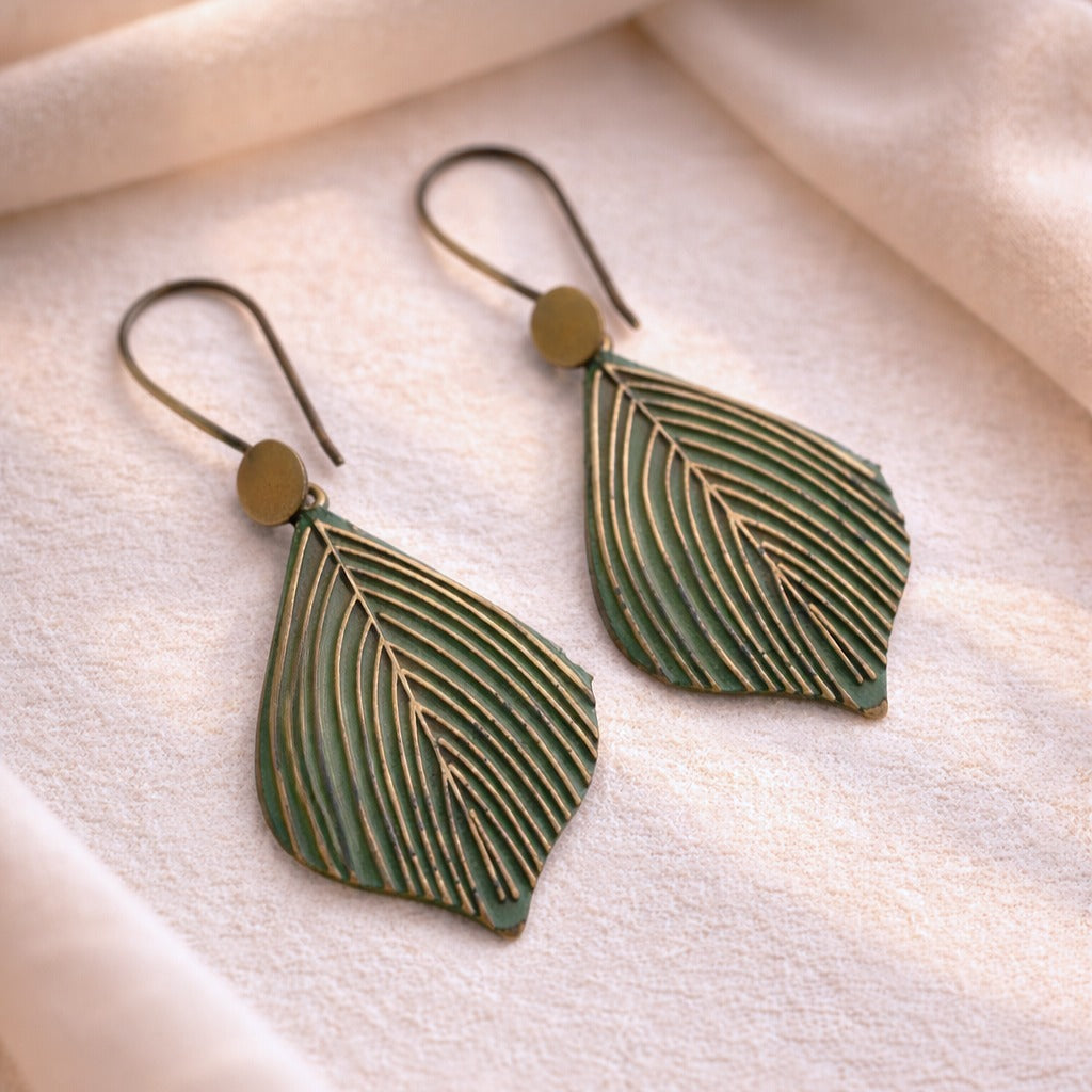 Veil Leaf Earrings: Green and Golden Combination