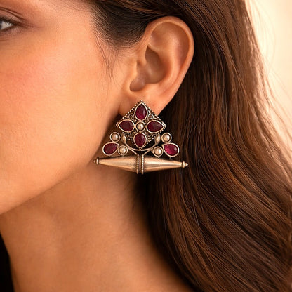 Crowned Square: Deep Pink and Pearl Silver Toned Earring