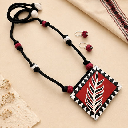 The Folk Edit: Hand painted Leaf Terracotta Pendant and Earring Set