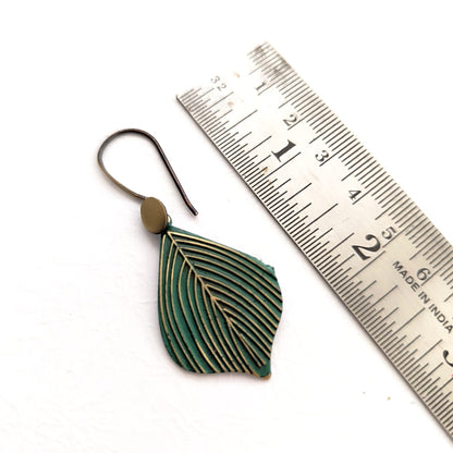 Veil Leaf Earrings: Green and Golden Combination