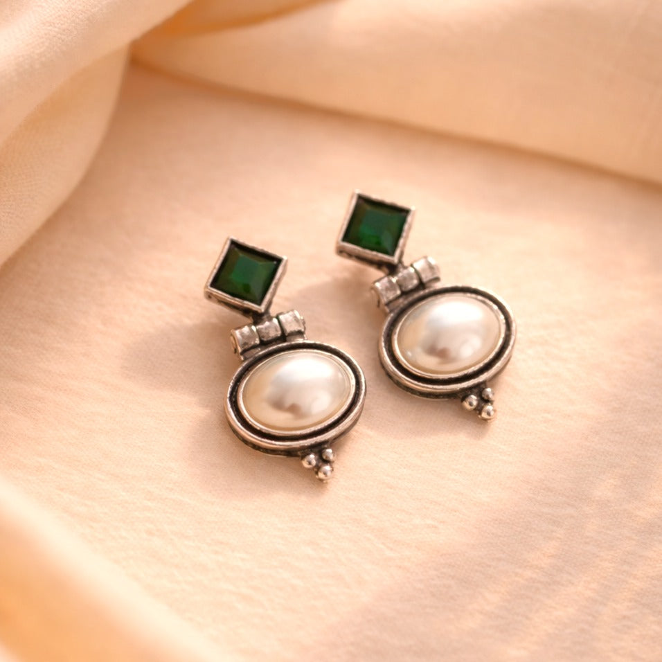 Emerald Muse : Silver Toned Stud Earring
