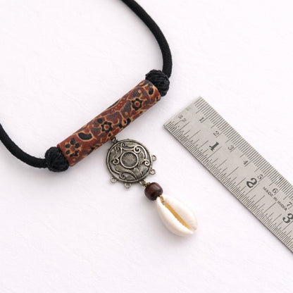 Nomad Line : Sustainable Handmade Ajrakh Cowrie Necklace Set