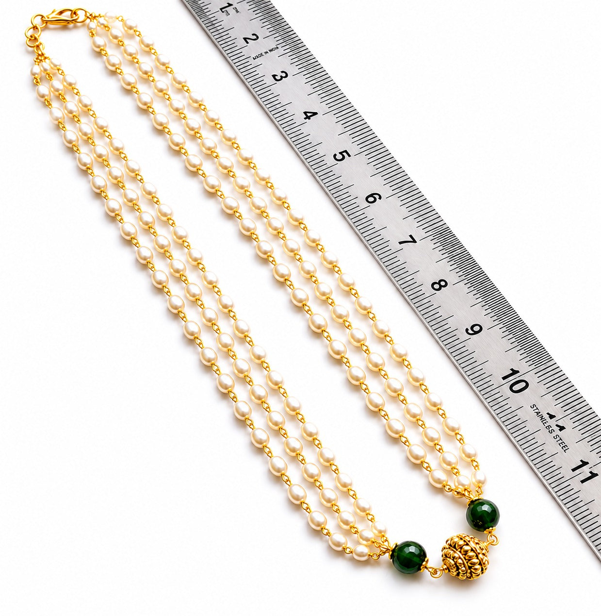 Adaa: Nakshi Pearl Layered Necklace Set With Green Beads