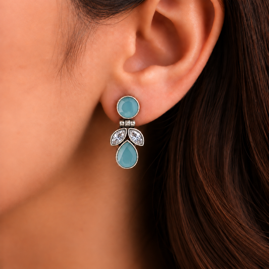Crystal Spark: Aqua Blue and Clear WhiteStone Earring