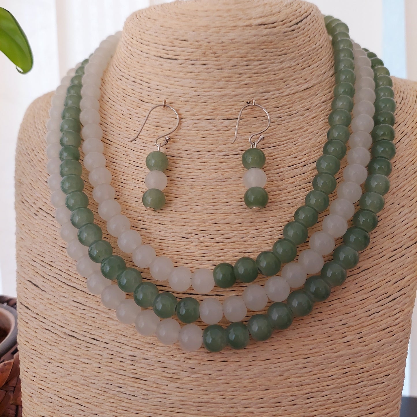 Asymmetrical 3 layered Neckset with White n Mint Green Beads